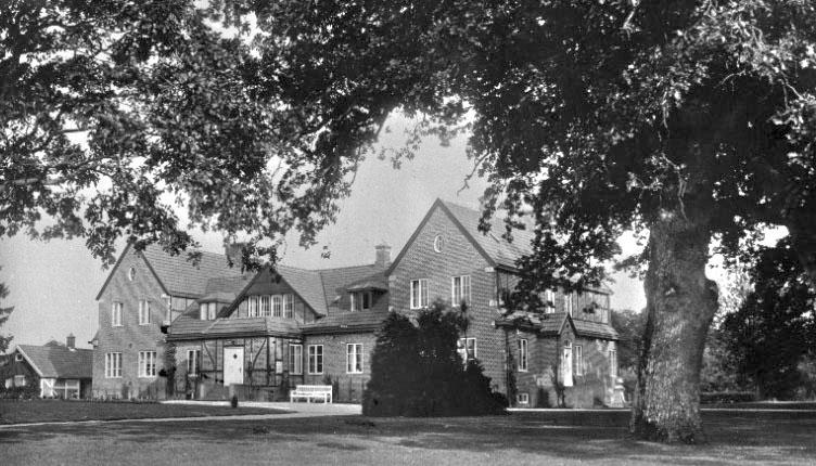 Stockam&ouml;llans herrg&aring;rd anno 1920. Foto: Wikimedia Commons.