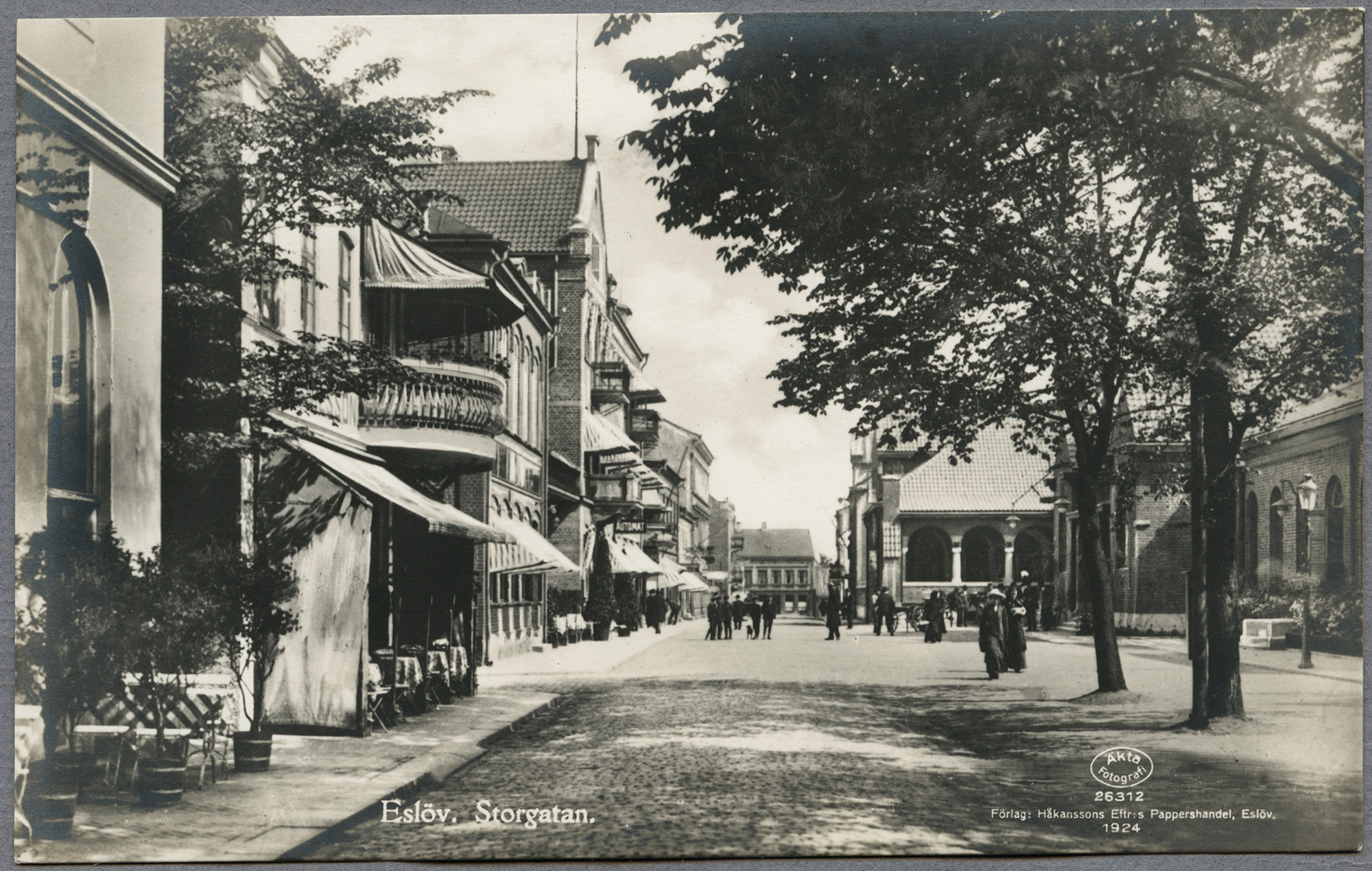 Vy &ouml;ver Storgatan, 1920-tal. K&auml;lla: digitalt museum.se/ J&auml;rnv&auml;gsmuseet.