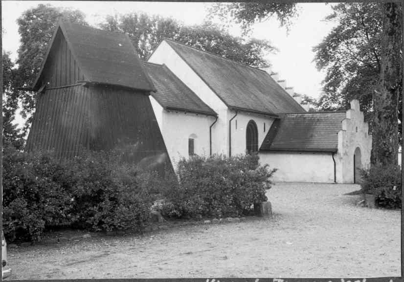 &Ouml;stra Karaby kyrka. K&auml;lla: Wikimedia Commons.