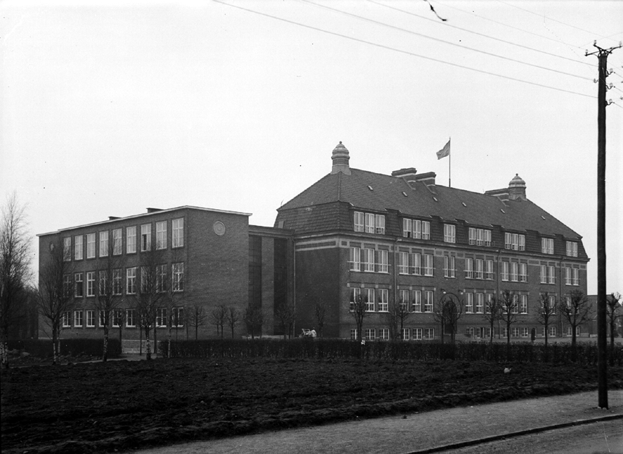 Eken&auml;sskolan tillbyggnad. K&auml;lla: Fotohuset i Esl&ouml;v.