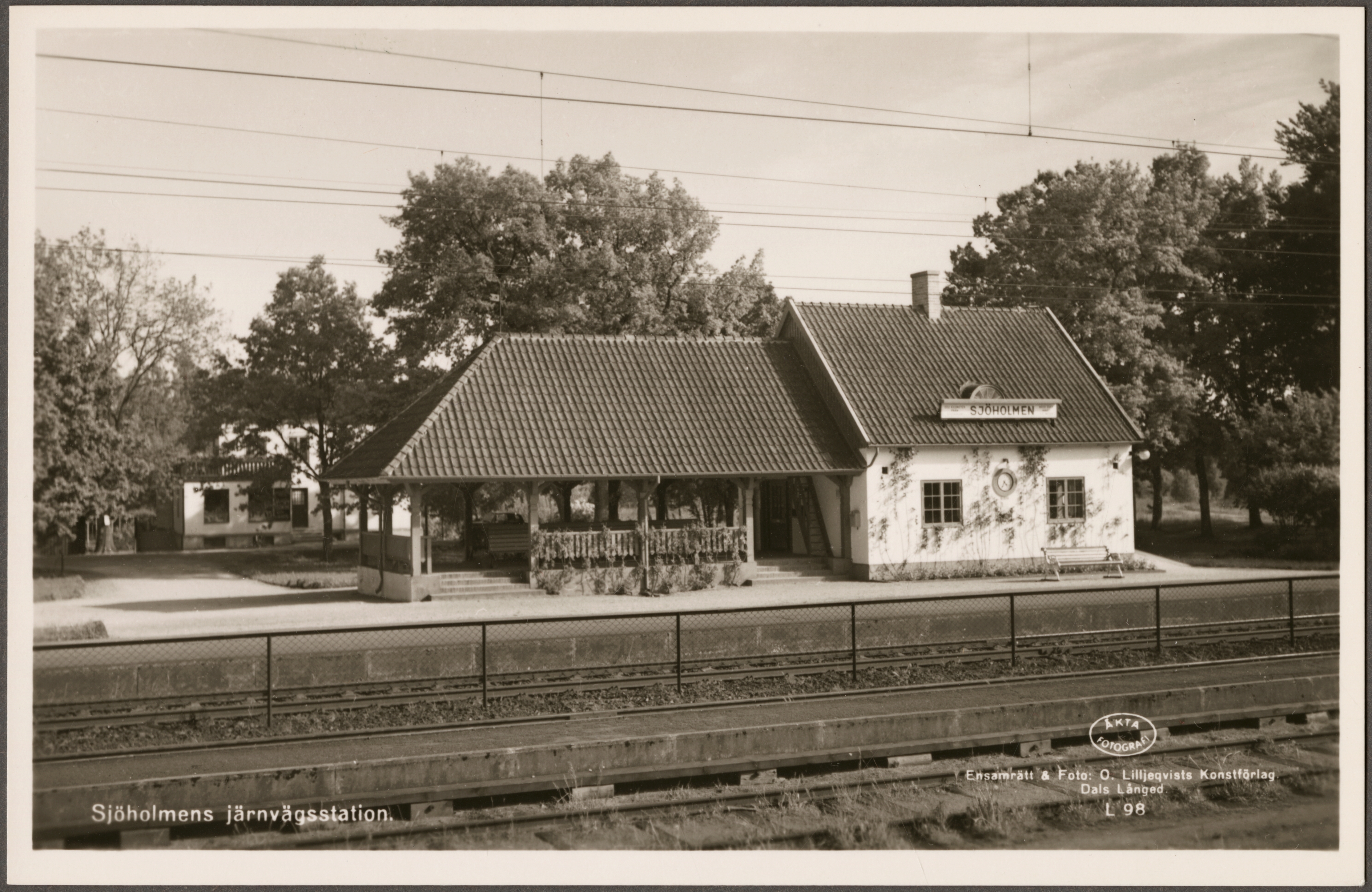 Sj&ouml;holmens j&auml;rnv&auml;gsstation 1952. K&auml;lla: digitaltmuseum.se.