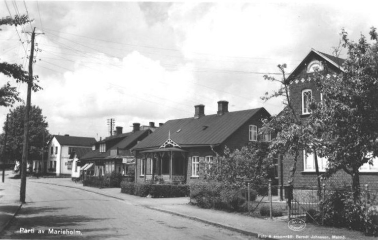 Storgatan i Marieholm på 1940-talet.