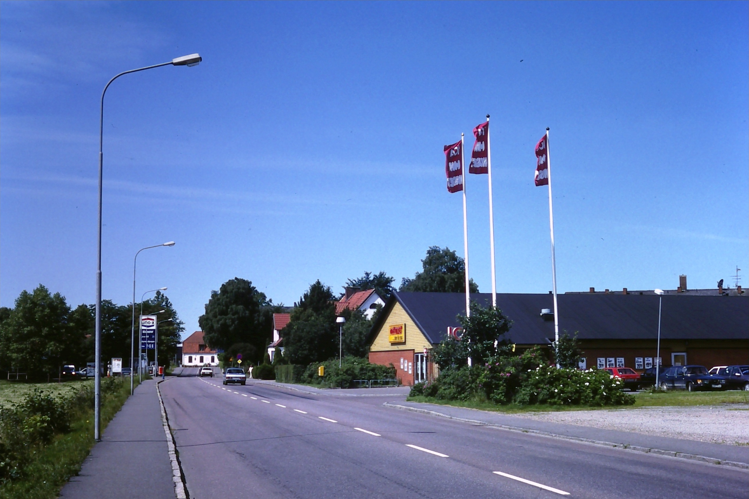 Storgatan i Marieholm 2012 vid "macken"