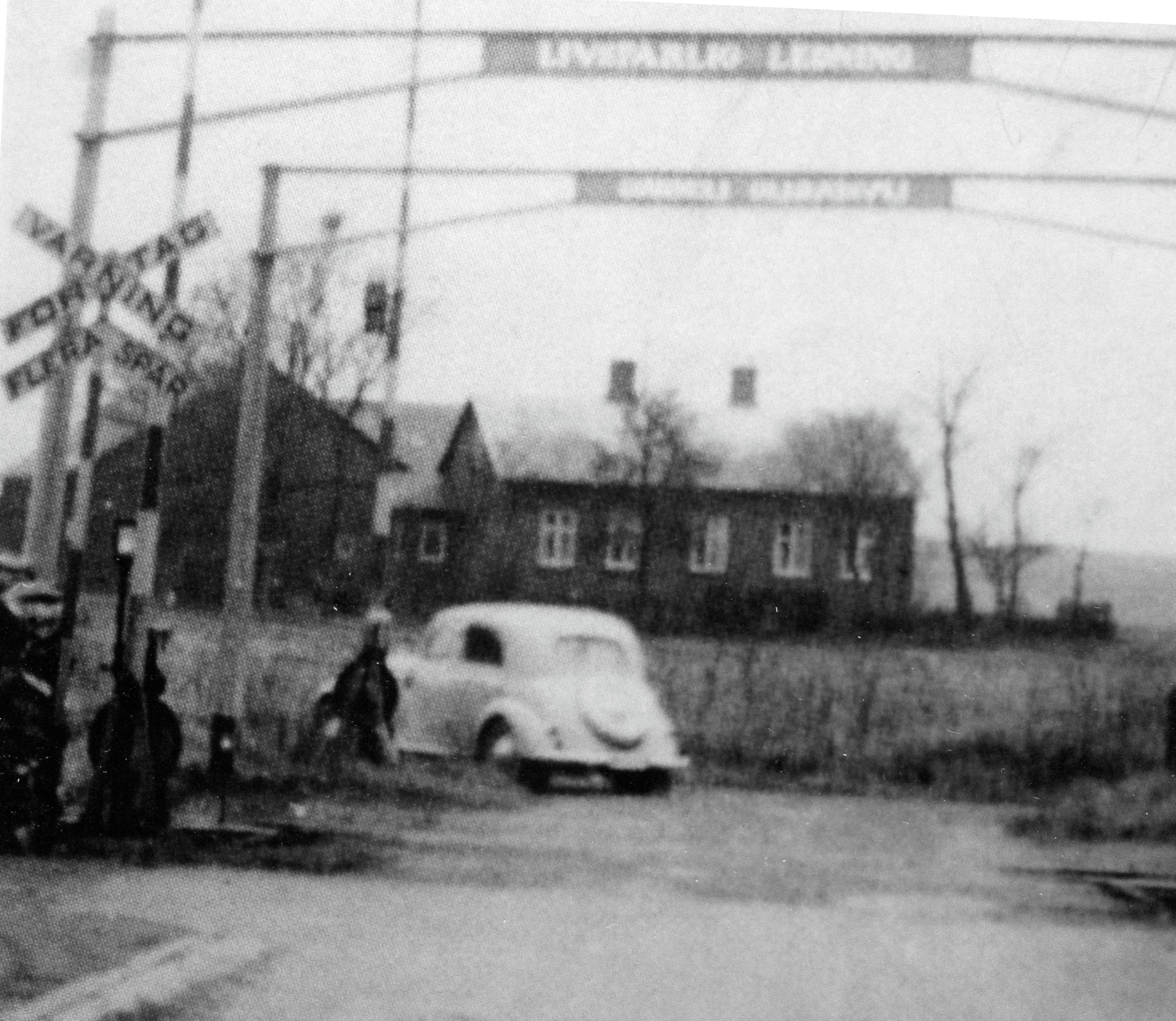 Tegelbruksg&aring;rden sedd fr&aring;n Fabriksgatan. 