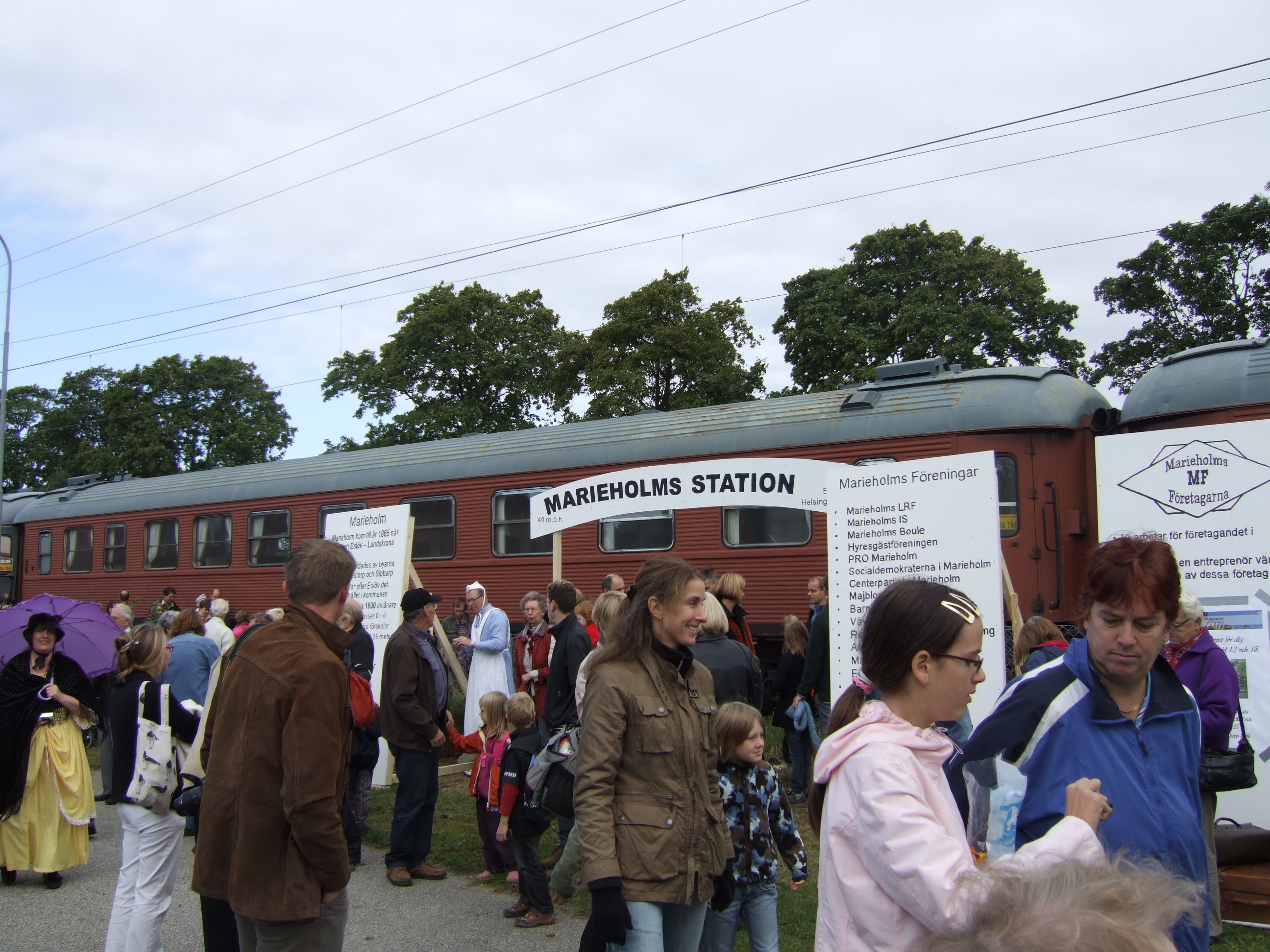 Tillf&auml;llig Marieholms station.
