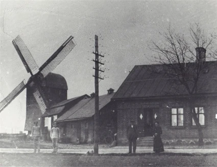 Möllan i Marieholm vid Kvarngatan