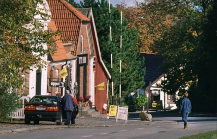Gatuvy från Hurva