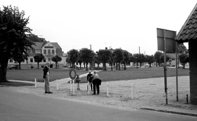 Torget i Löberöd, 1960-tal. Foto: Eslövs kommuns bildarkiv. K.G. Pressfoto.