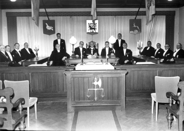 Marieholms tingshus under en rättegång på 1960-talet. Källa: Eslövs kommuns bildarkiv, K.G. Pressfoto.