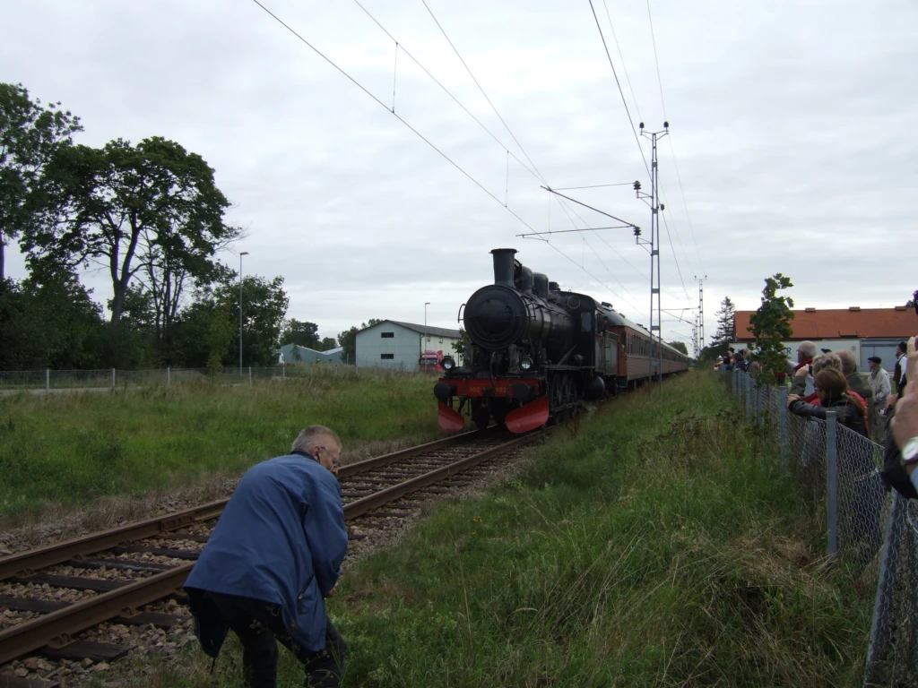 Tåget kommer till Marieholm vid firandet av stambanan 150år, 2008.